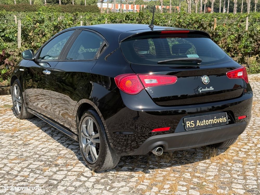 Alfa Romeo Giulietta 1.6 JTDM Sport - 4