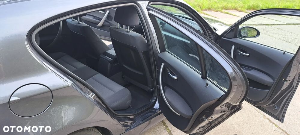 BMW Seria 1 - 10