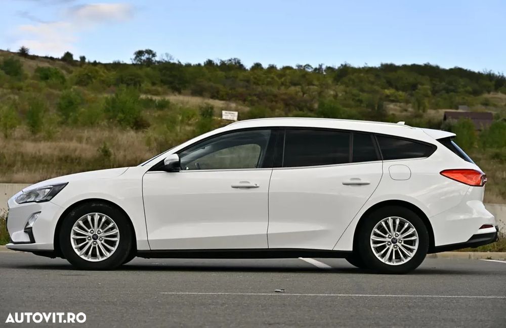 Ford Focus 1.5 EcoBlue Titanium Business - 6