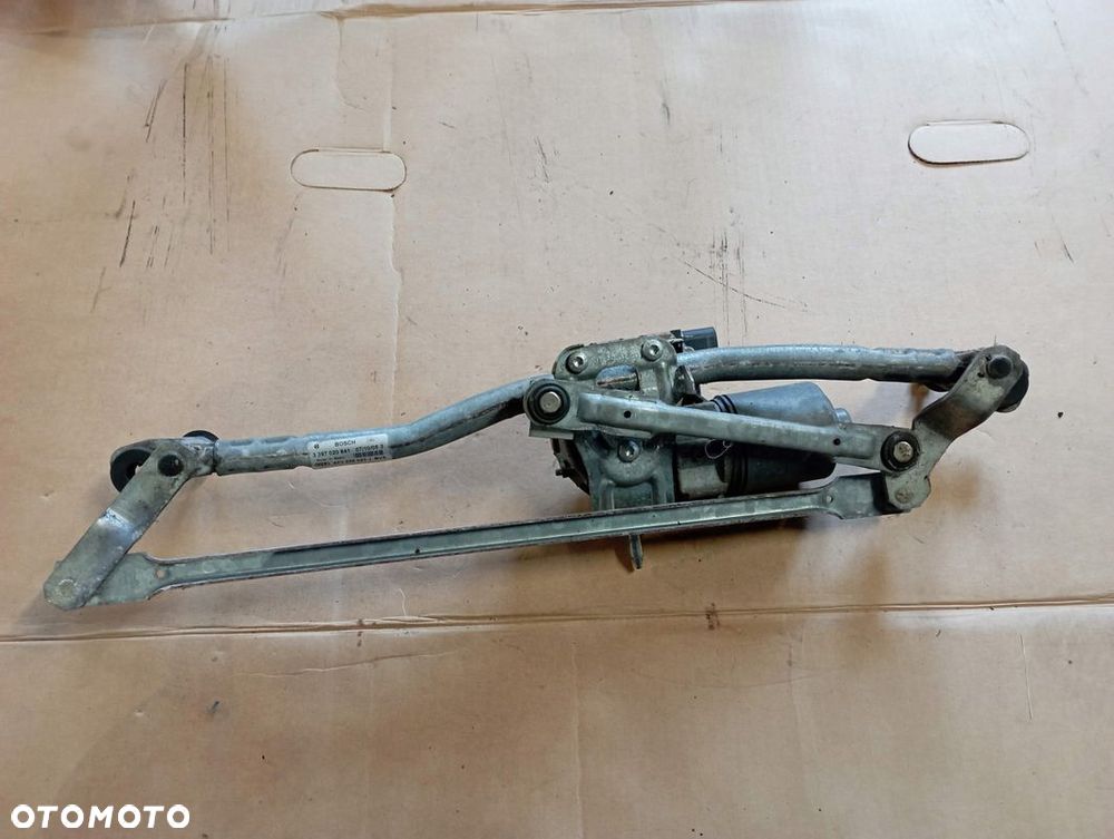 AUDI A3 8P MECHANIZM WYCIERACZEK EUROPA 8P1955023J - 1