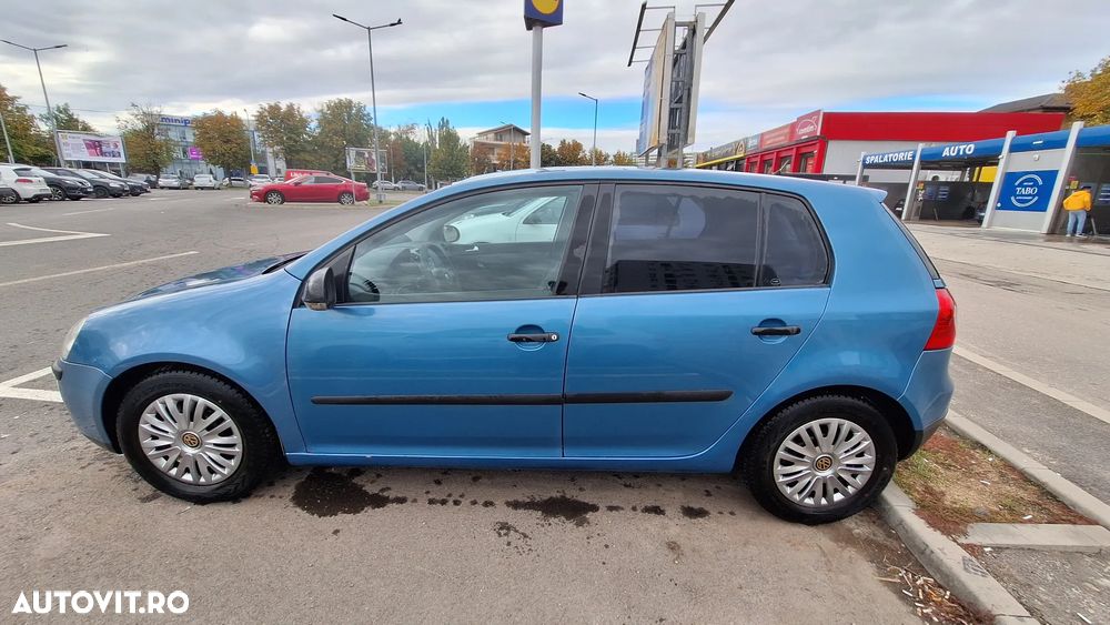 Volkswagen Golf 1.6 Comfortline - 8