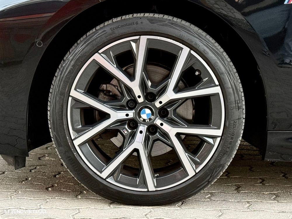BMW 218 Gran Coupé i Pack Desportivo M - 8