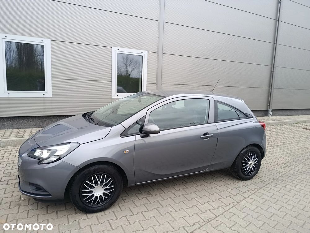 Opel Corsa 1.2 16V Essentia - 9