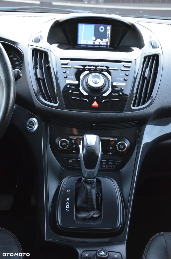 Ford Kuga 2.0 TDCi 4x4 Titanium - 30