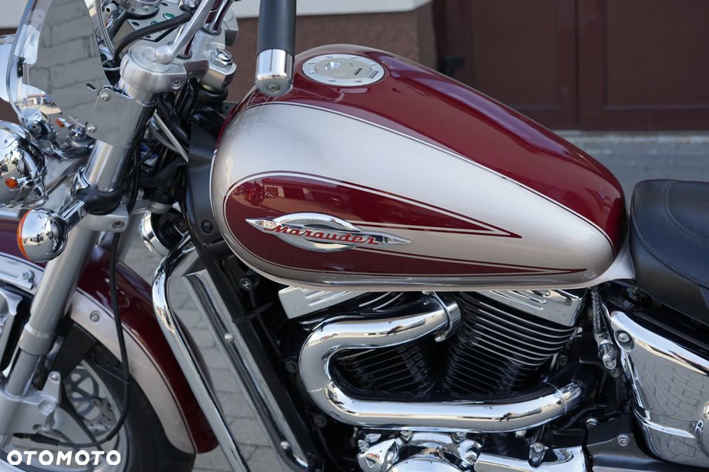 Suzuki VZ - 28