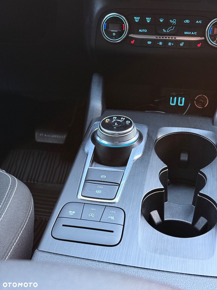 Ford Kuga 1.5 EcoBlue FWD Titanium - 31