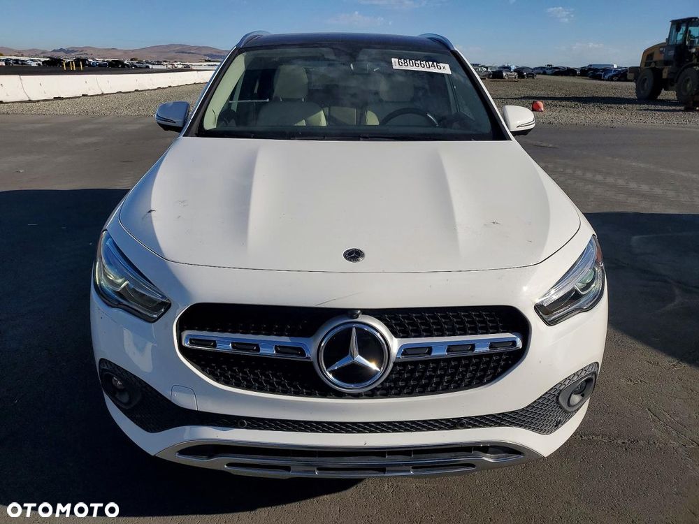 Mercedes-Benz GLA 250 4-Matic AMG Line - 5
