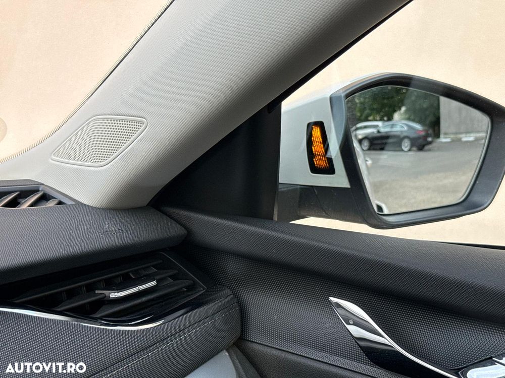 Skoda Octavia 2.0 TDI STYLE DSG - 13