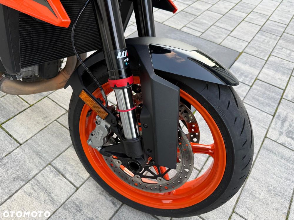 KTM Duke 990 - 24