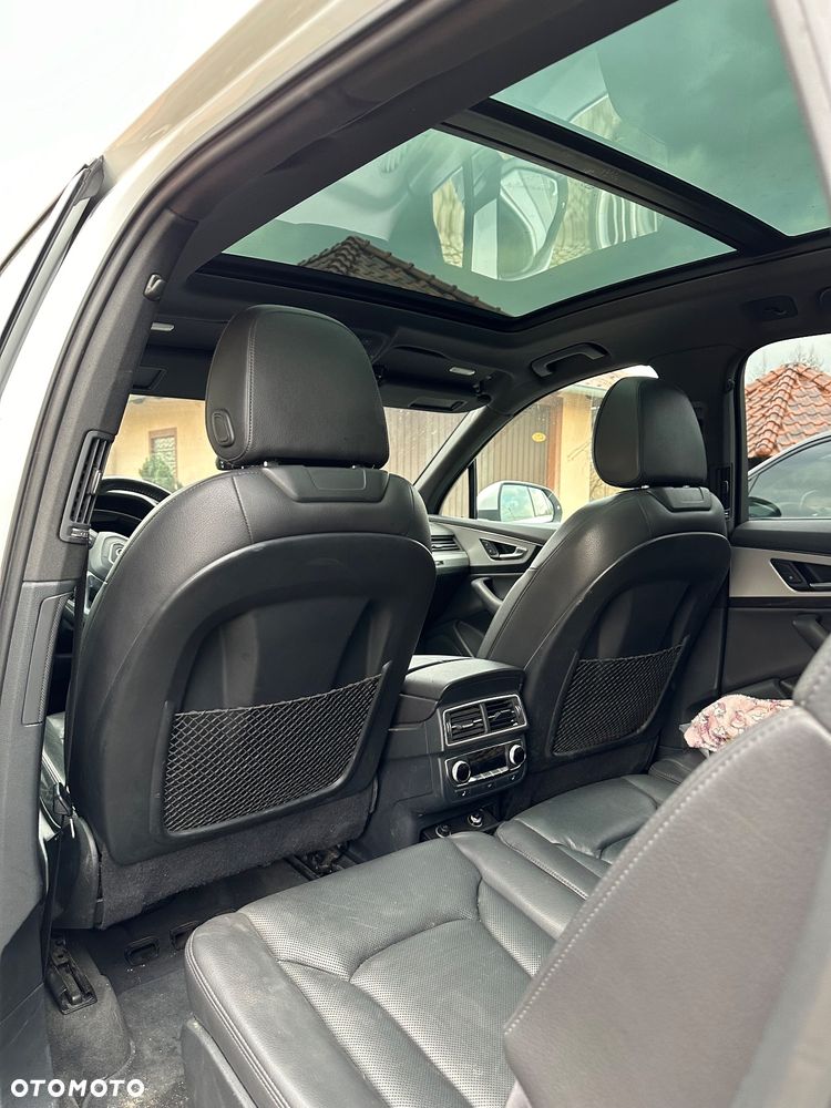 Audi Q7 3.0 TFSI Quattro Tiptronic - 6