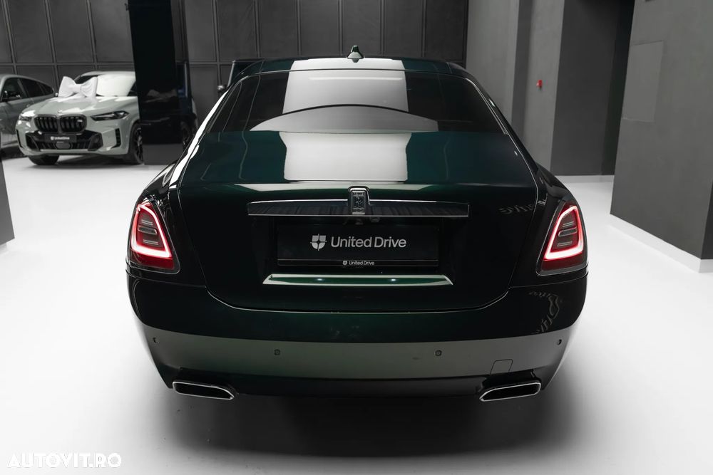 Rolls-Royce Ghost Standard - 32