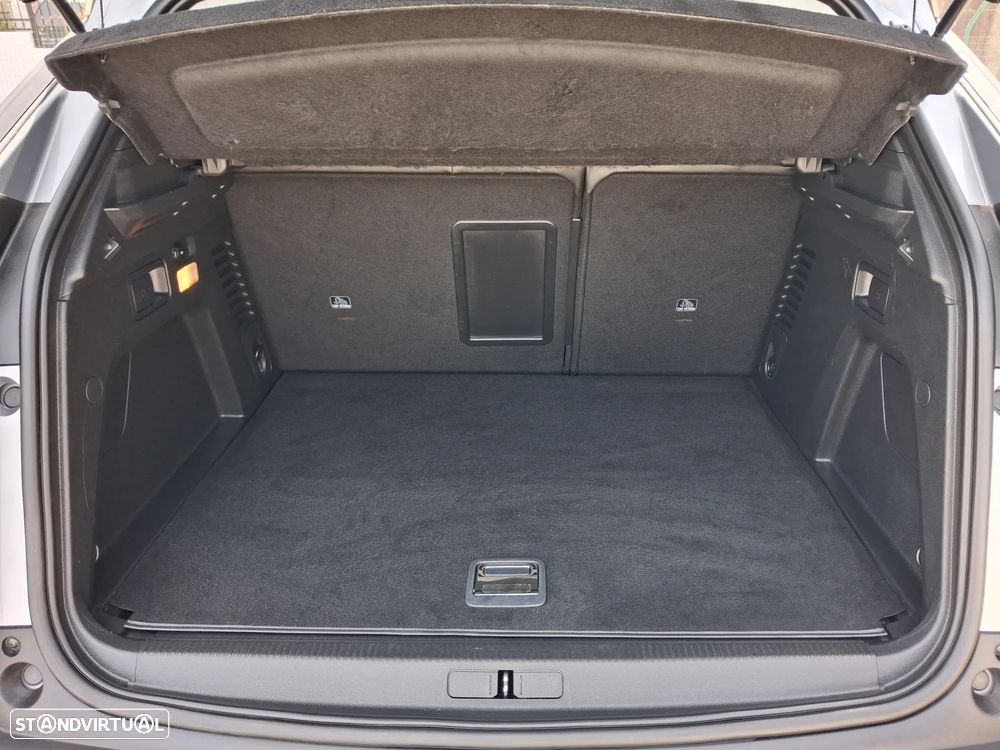 Peugeot 3008 225 e-EAT8 Allure Pack - 11