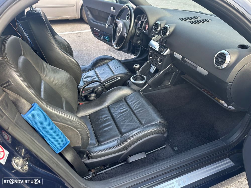 Audi TT Coupé 1.8 T - 4