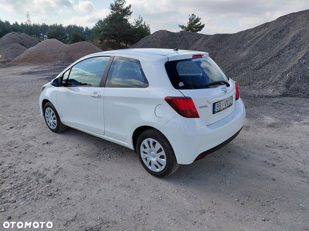 Toyota Yaris 1.33 Active EU6 - 4