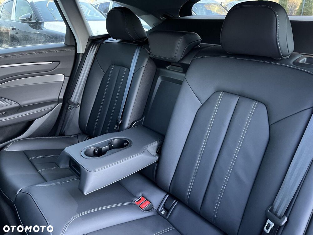 Audi A6 Avant - 12
