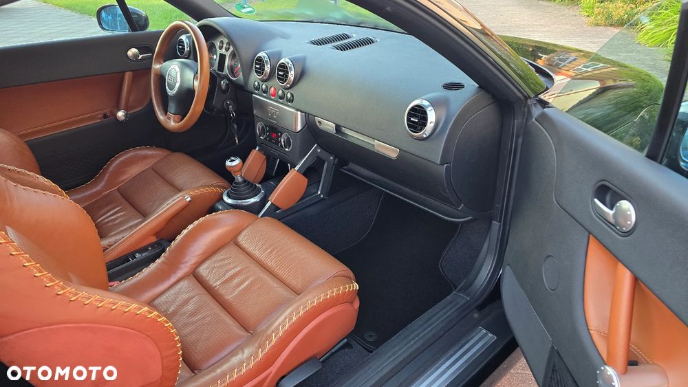 Audi TT Roadster 1.8 T - 10