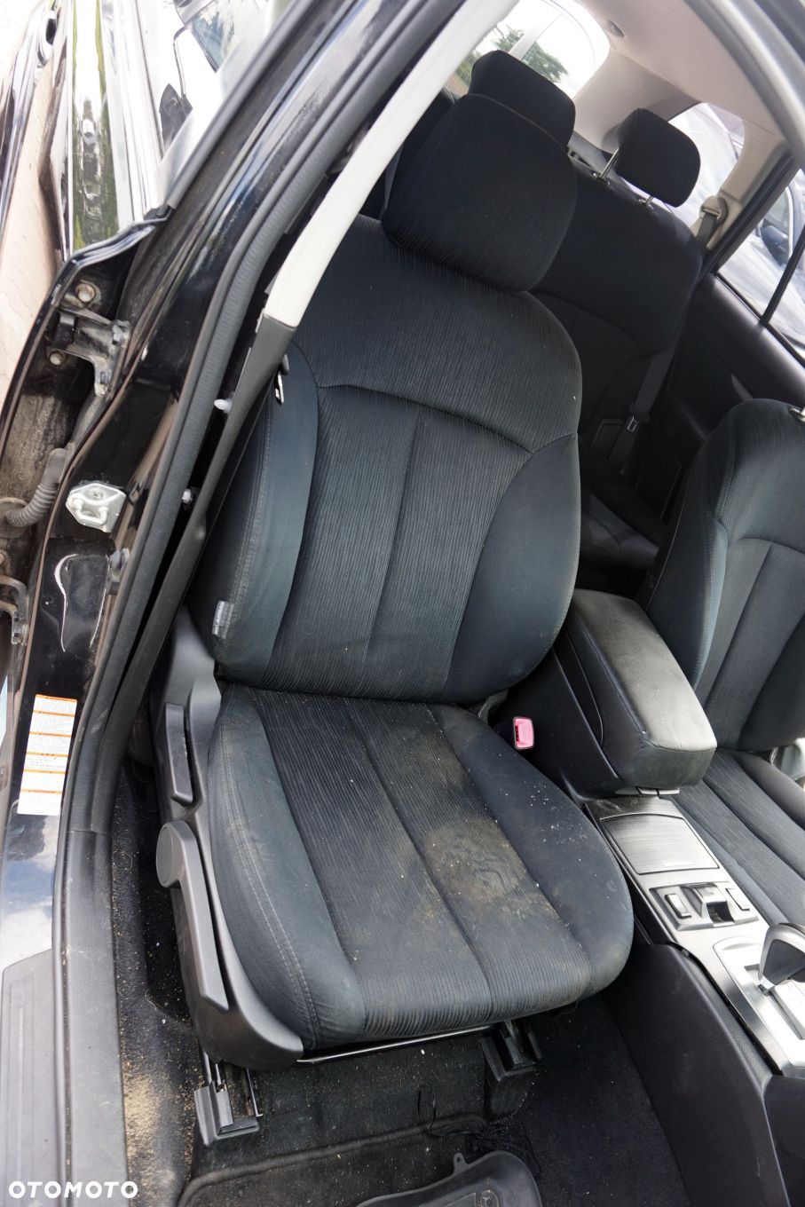 FOTEL PRZEDNI PRAWY OUTBACK IV BR KOMBI GRZANY SUBARU 2009-2014 - 1