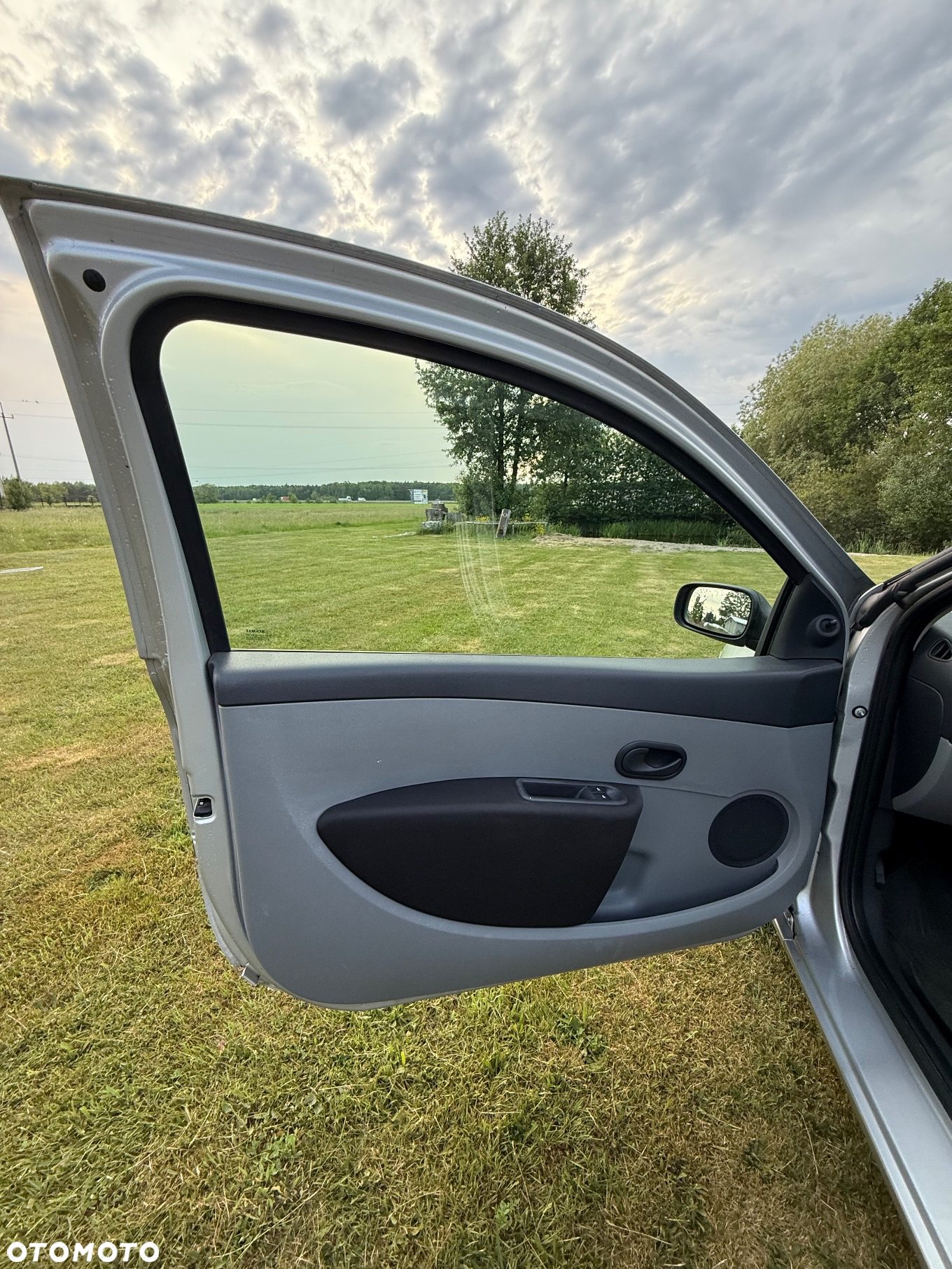 Renault Clio 1.2 16V Authentique - 13