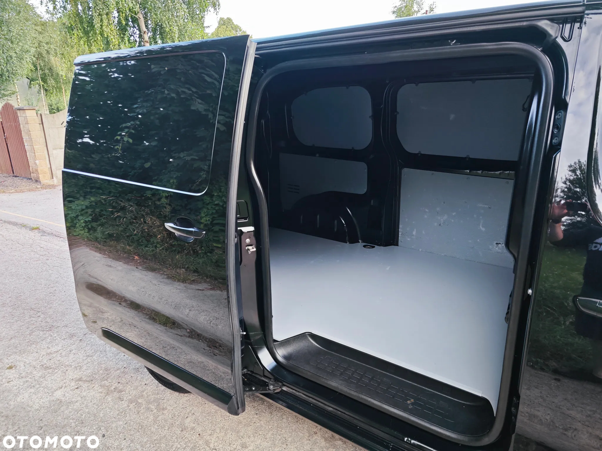 Peugeot EXPERT L2H1 LONG AUTOMAT 2.0 180KM DUŻY SERWIS - 17