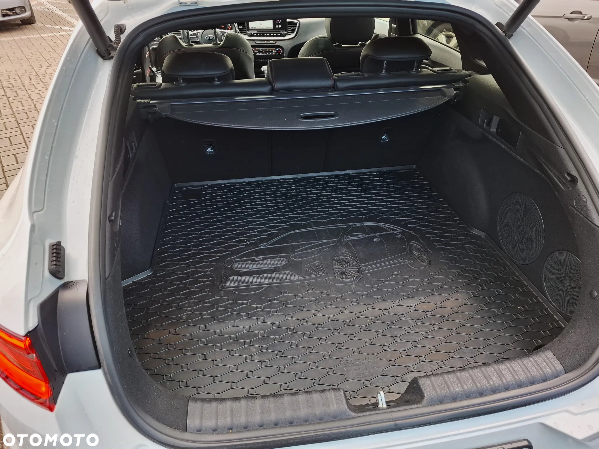 Kia ProCeed 1.6 T-GDI GT DCT - 35