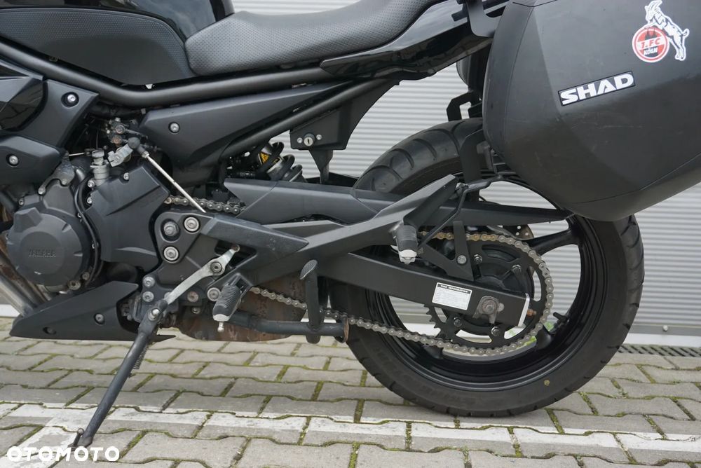 Yamaha XJ - 12