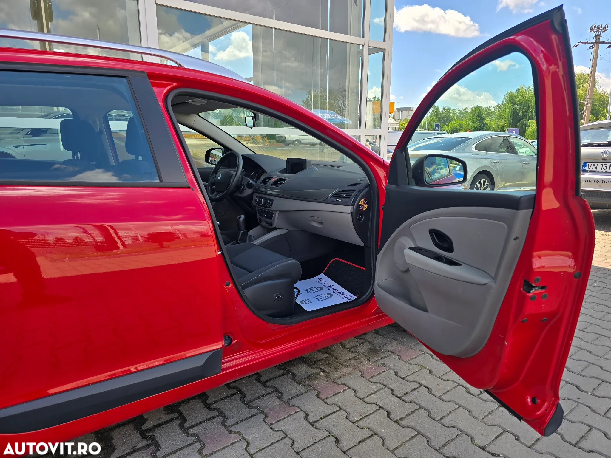 Renault Megane 1.6 16V 100 TomTom Edition - 9