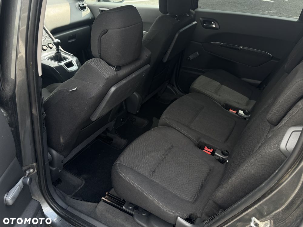 Peugeot 5008 HDI FAP 110 Platinum - 19