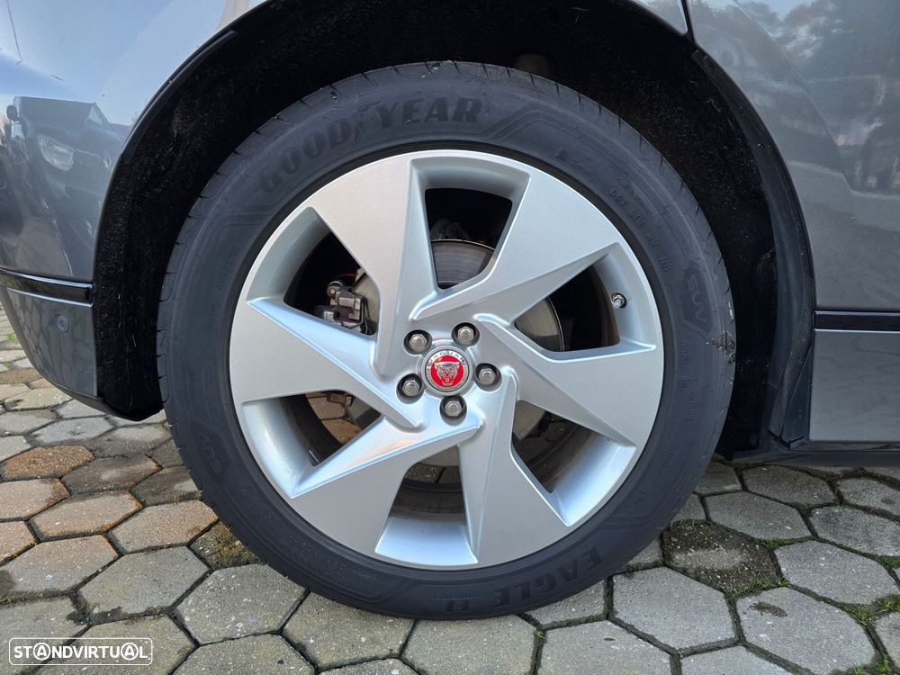 Jaguar I-Pace EV400 R-Dynamic SE AWD - 12