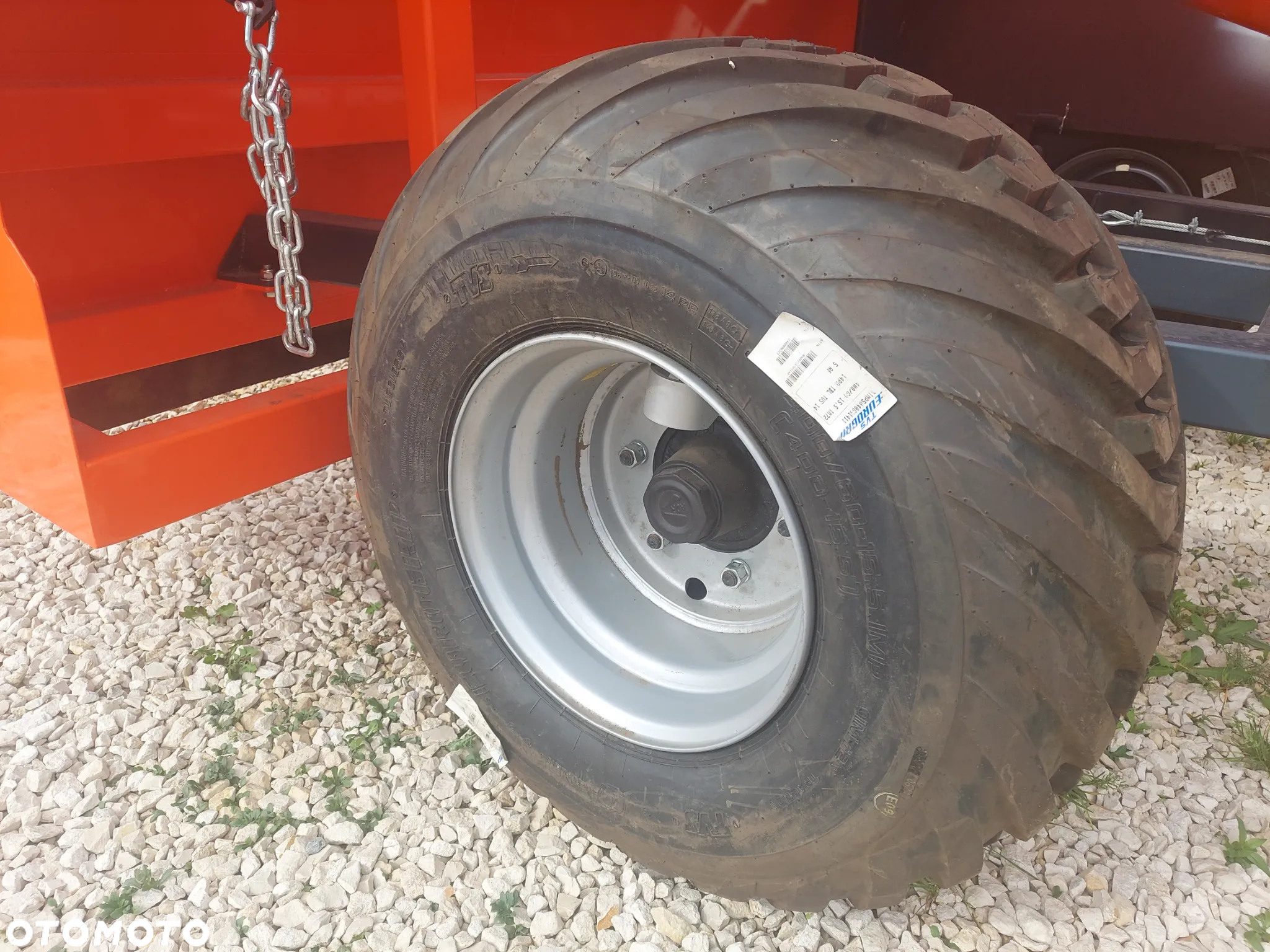 Inny R9 - 8