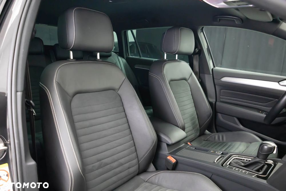 Volkswagen Passat Variant - 35