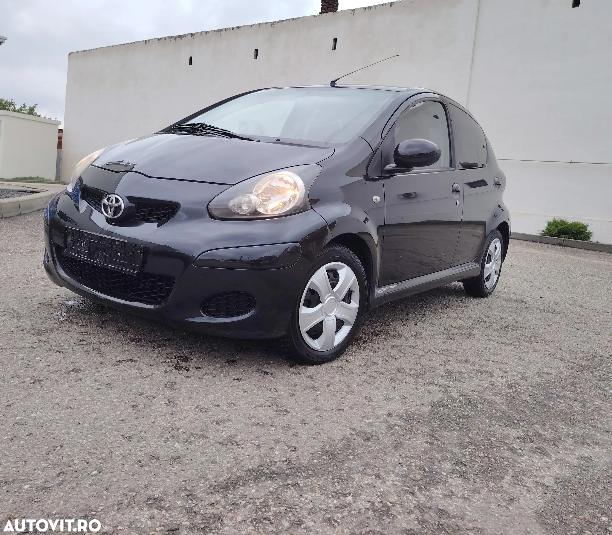 Toyota Aygo 1.0 X - clusiv - 2