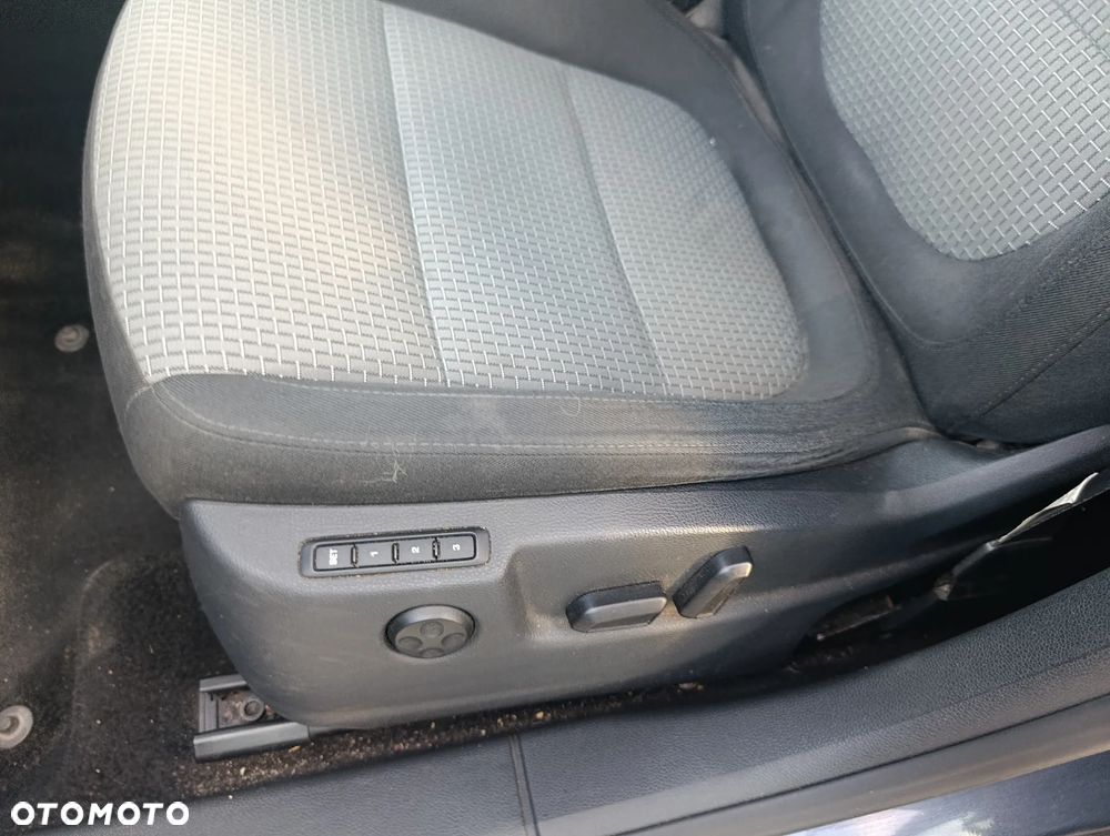 Skoda Superb 2.0 TDI Comfort DSG - 7