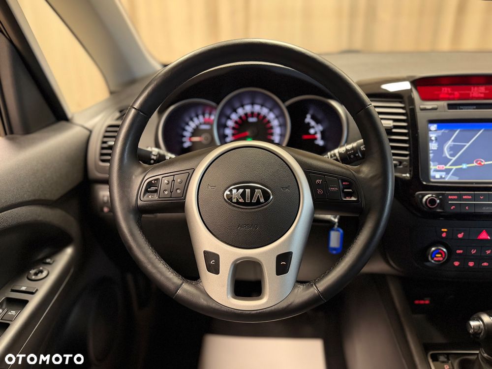 Kia Venga 1.6 L - 11