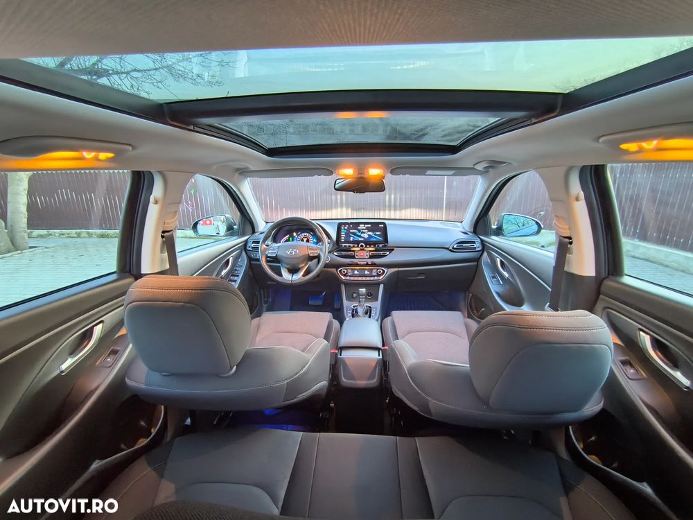 Hyundai i30 1.5 T-GDI 48V-Hybrid DCT EDITION 30+ - 9