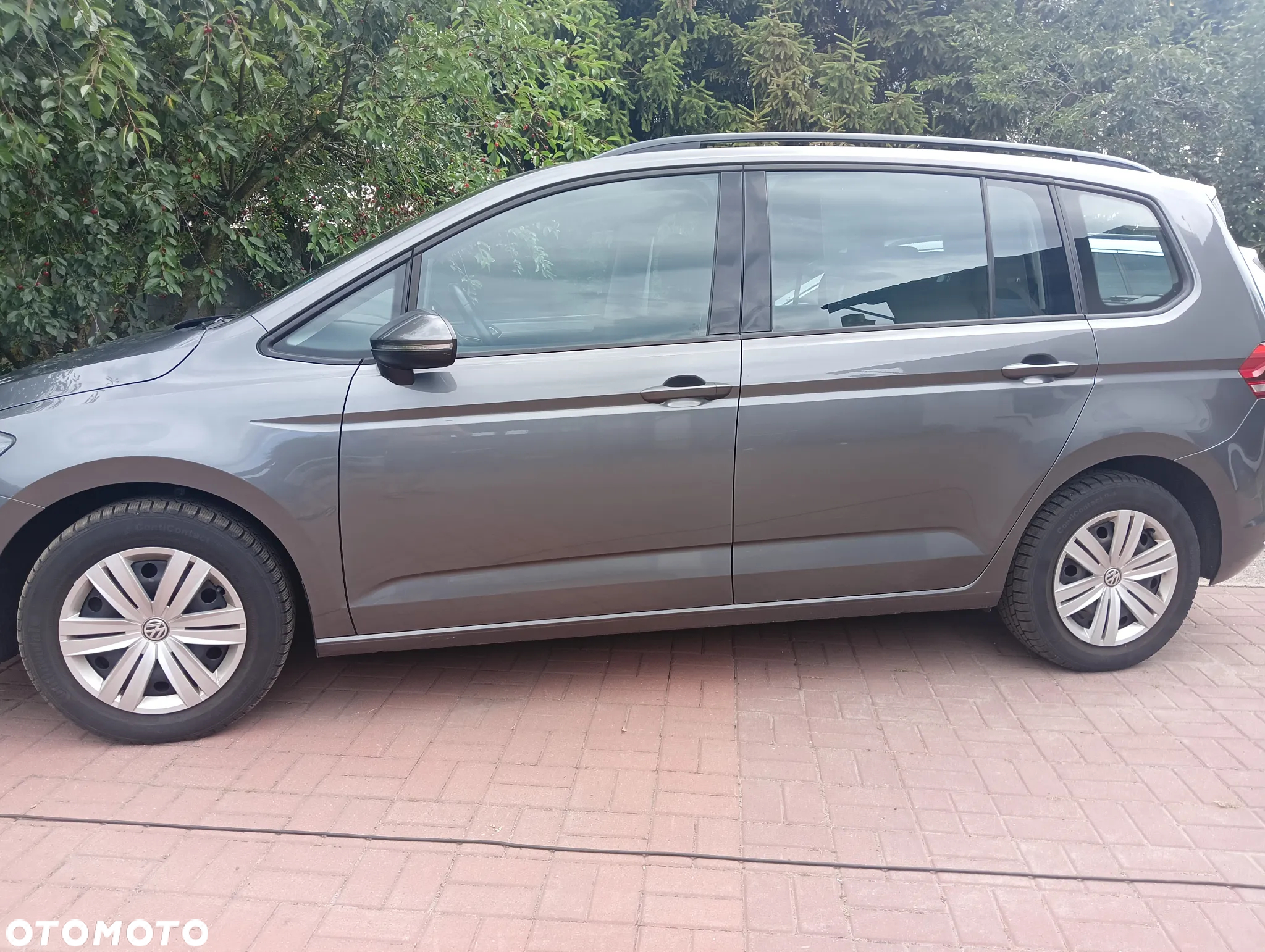 Volkswagen Touran 1.6 TDI SCR DSG Join - 18