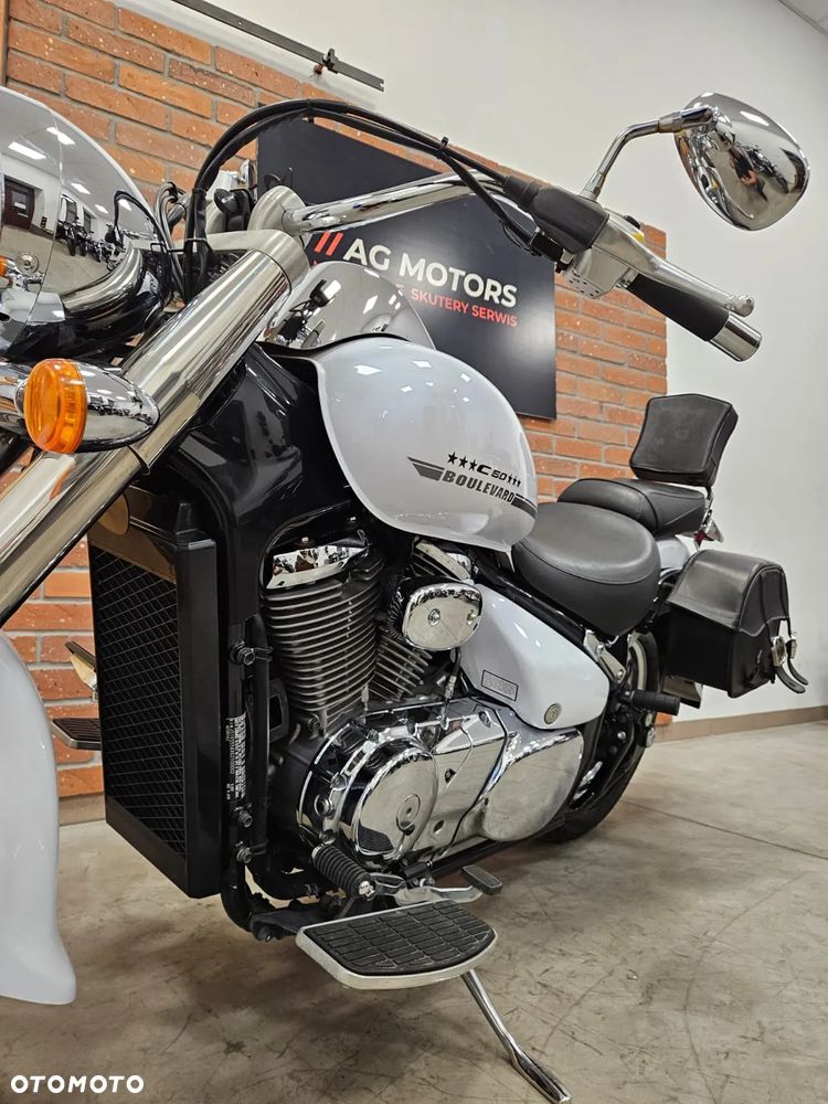 Suzuki VL 800 Volusia - Boulevard C50 - 14