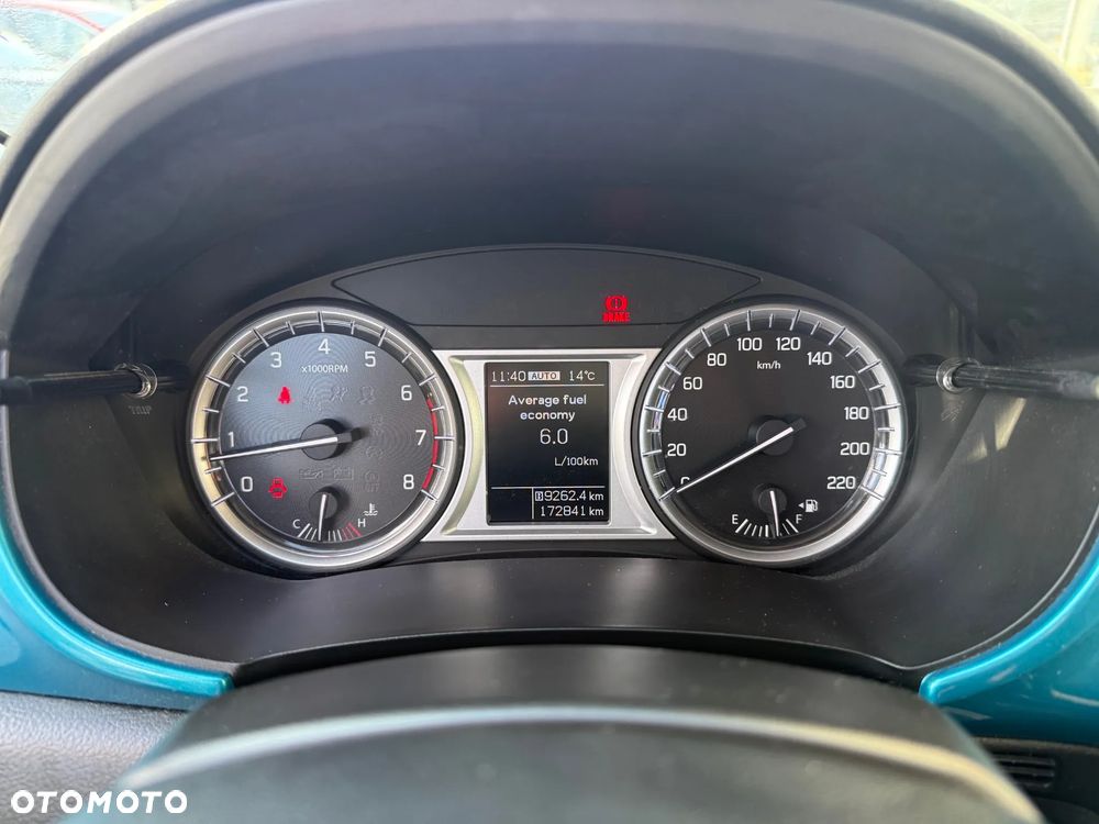 Suzuki Vitara 1.6 Premium 4WD - 14