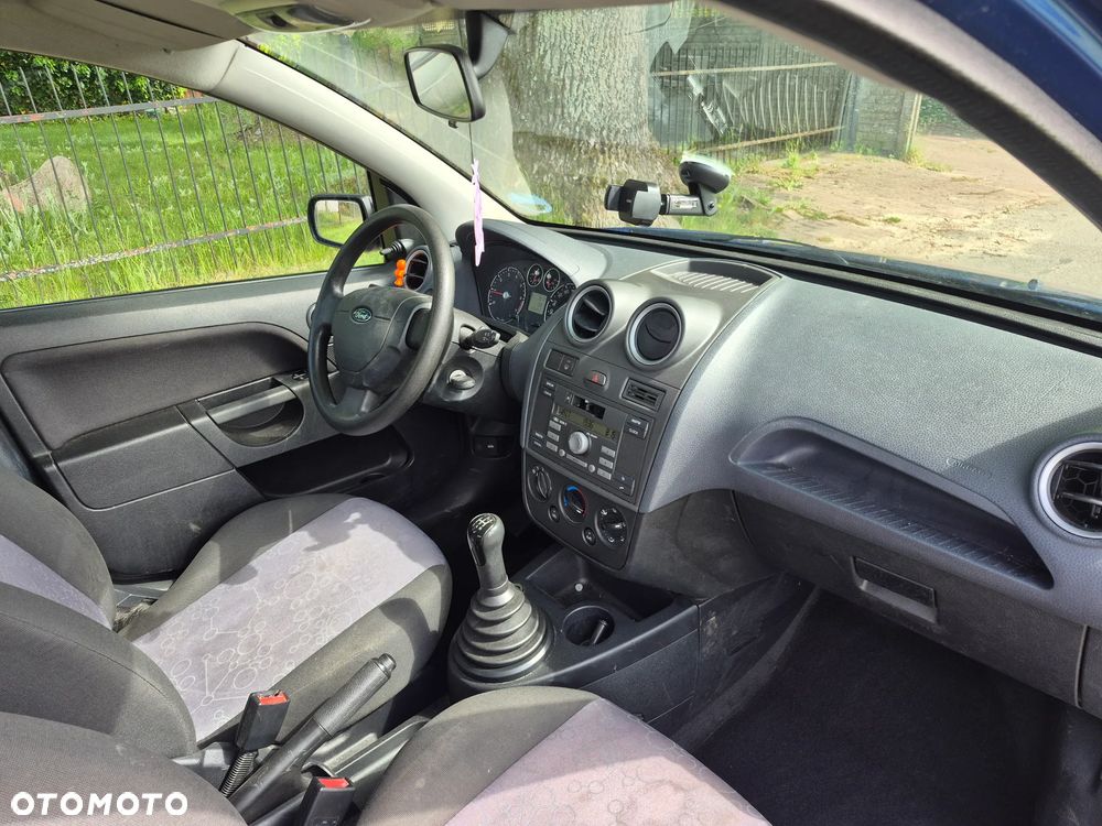 Ford Fiesta 1.3 Blues - 16