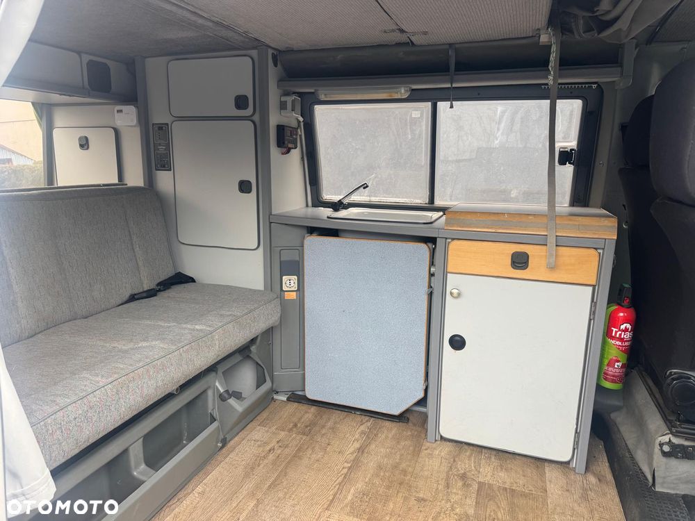 Volkswagen T4 Carthago - 11