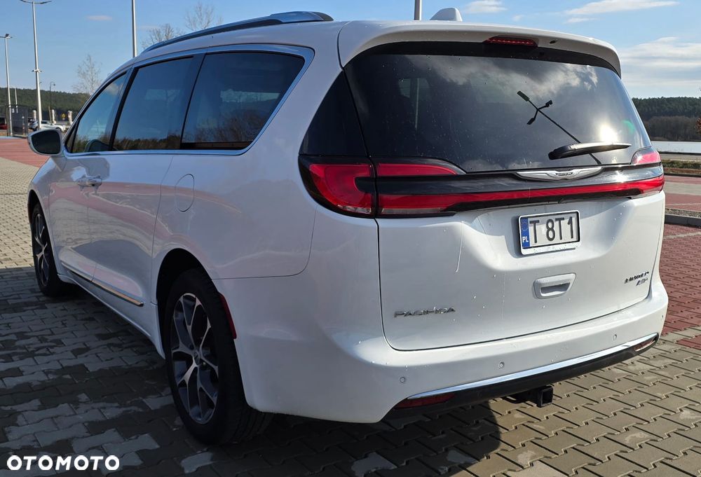 Chrysler Pacifica - 6