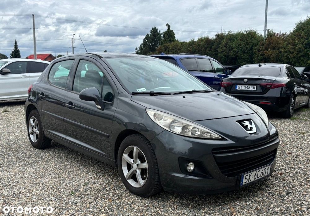Peugeot 207 - 9