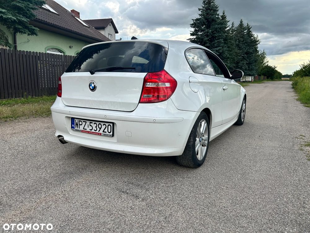 BMW Seria 1 118d DPF Edition Sport - 2