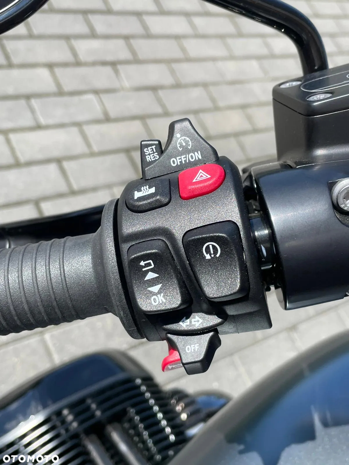 BMW R - 18