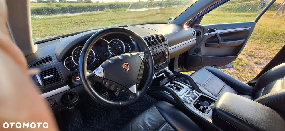 Porsche Cayenne S Tiptronic - 35
