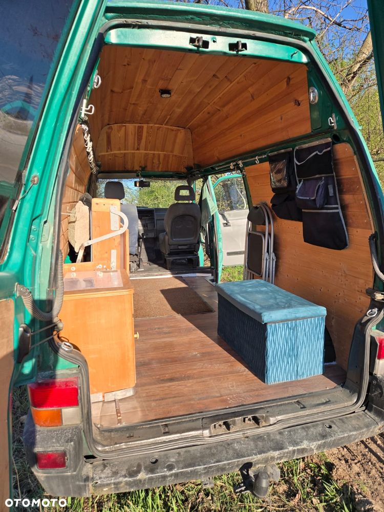 Volkswagen Transporter - 3