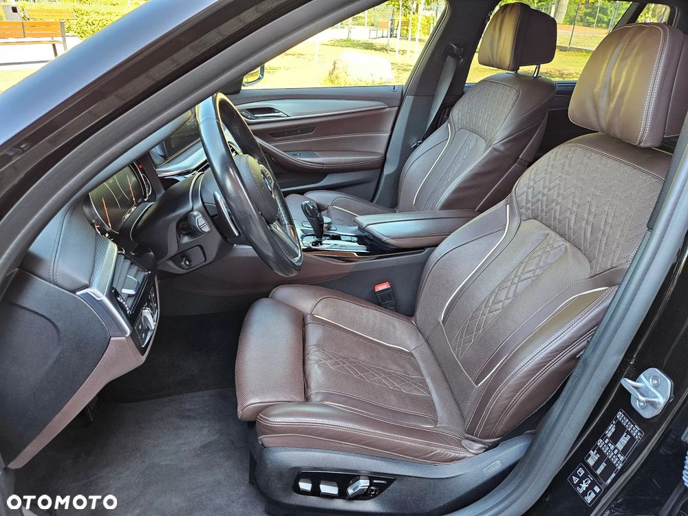 BMW Seria 5 540i xDrive M Sport sport - 15