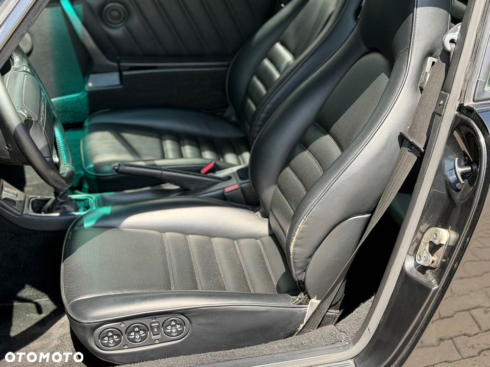 Porsche 911 4 - 11