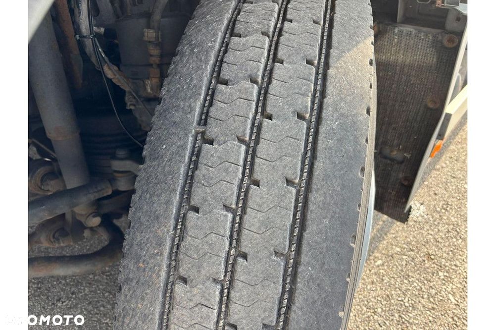 Volvo FM 330 4x2 + CARRIER - 19