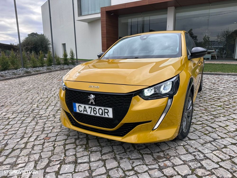 Peugeot e-208 Allure - 1