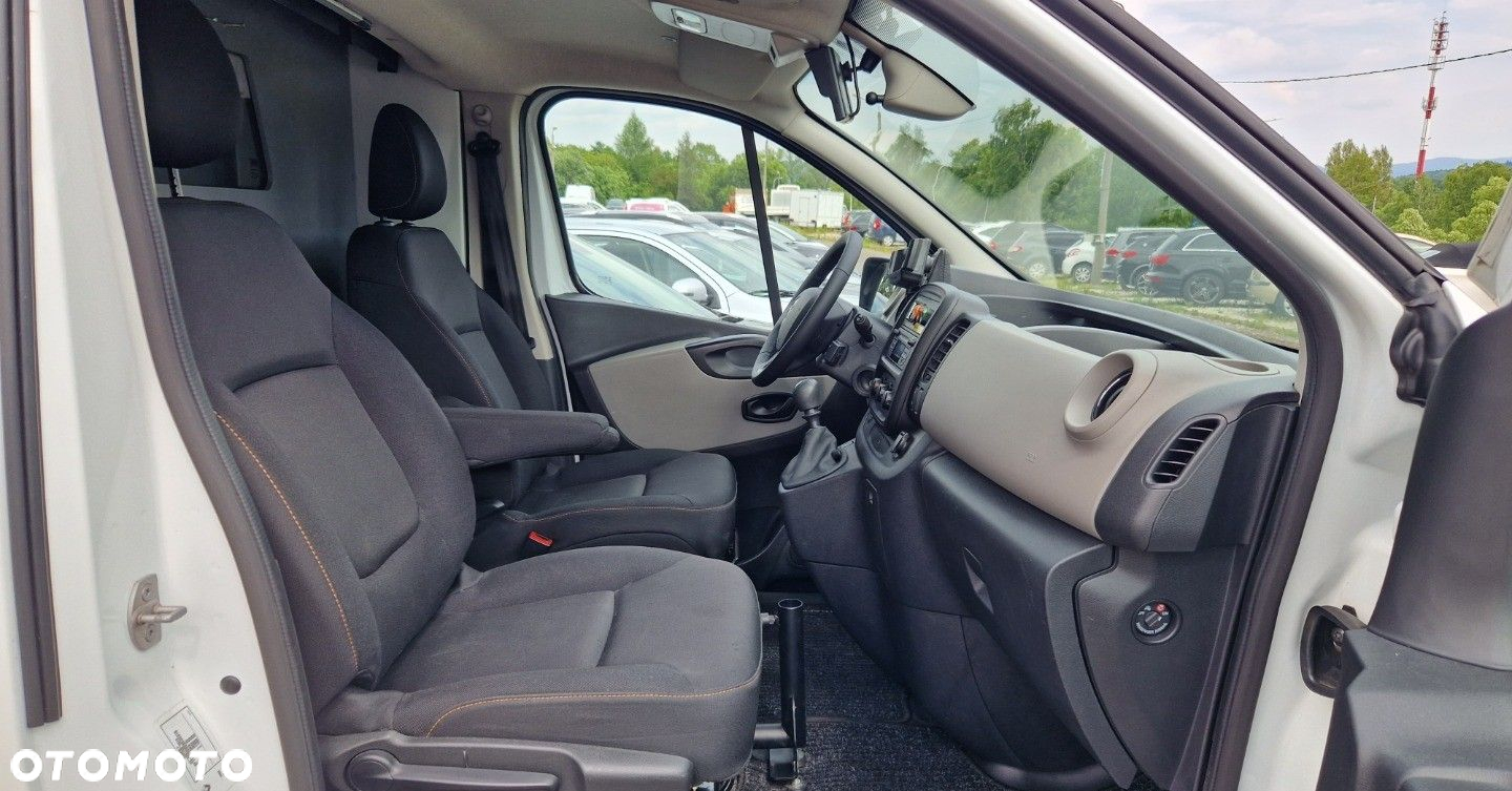Renault Trafic - 14
